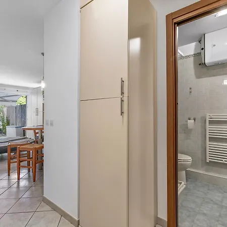 Apartman Les Jasmins - Happy *